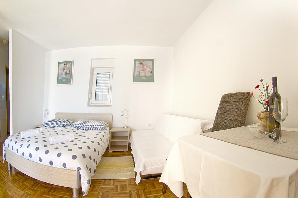 Apartments Tomato 1 Novigrad Istria エクステリア 写真