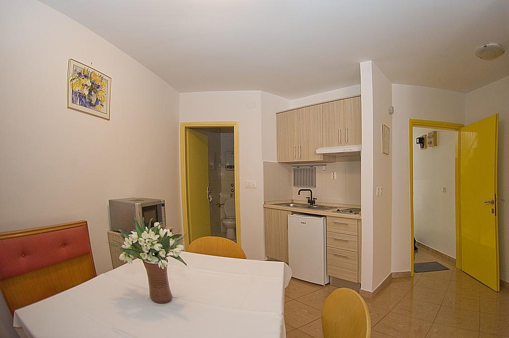 Apartments Tomato 1 Novigrad Istria エクステリア 写真